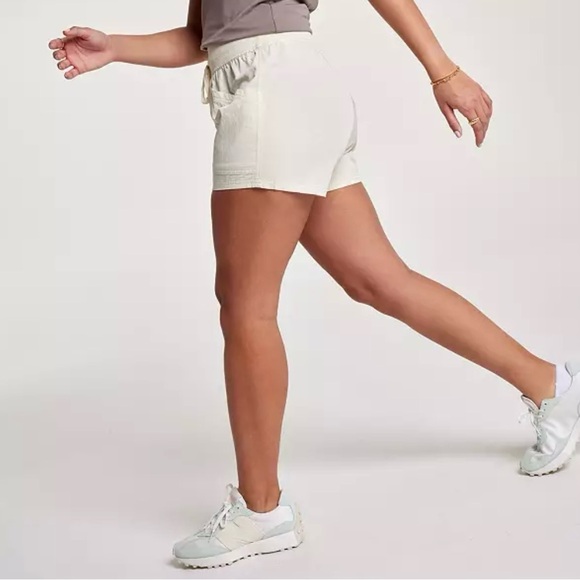 Calia Women’s Crinkle Patch Pocket 4” Short Size Large - Picture 4 of 8